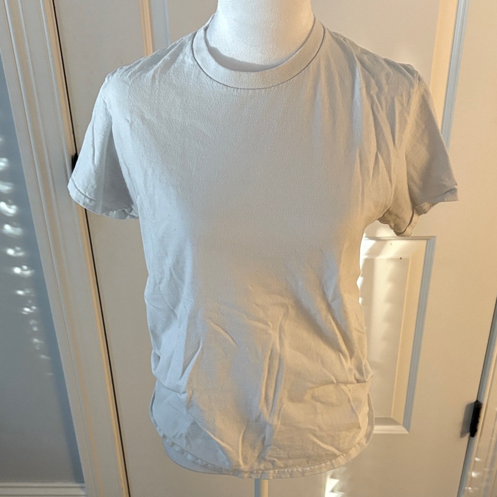 Gildan Men's White Short Sleeve Tee